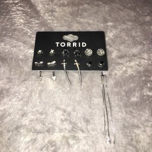 Torrid Silver/Black Edgy Front/Back Earrings Set